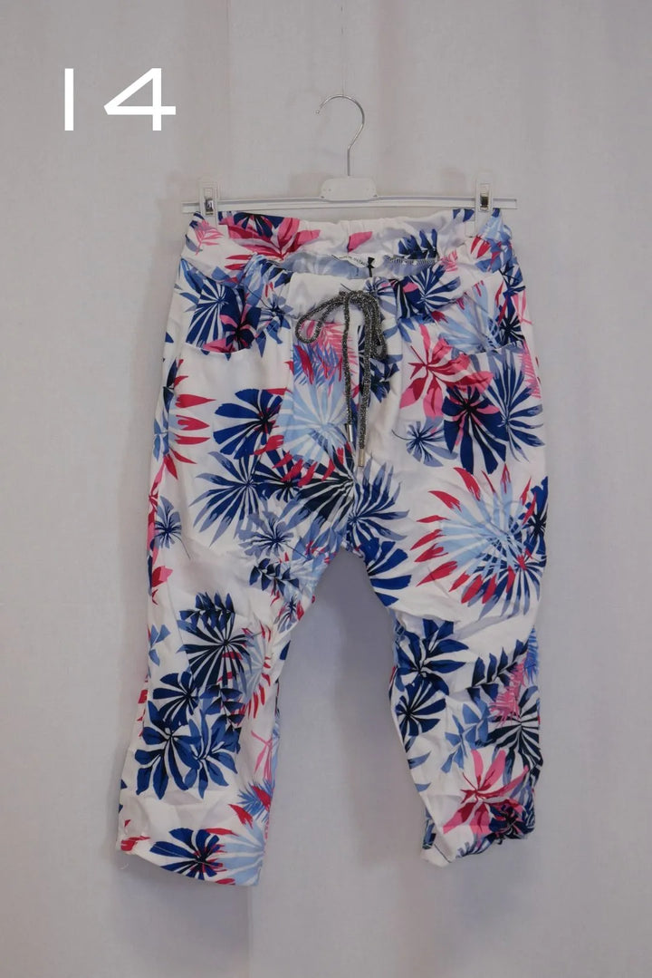 Kuviolliset Shortsit/caprit Suvi 38-42