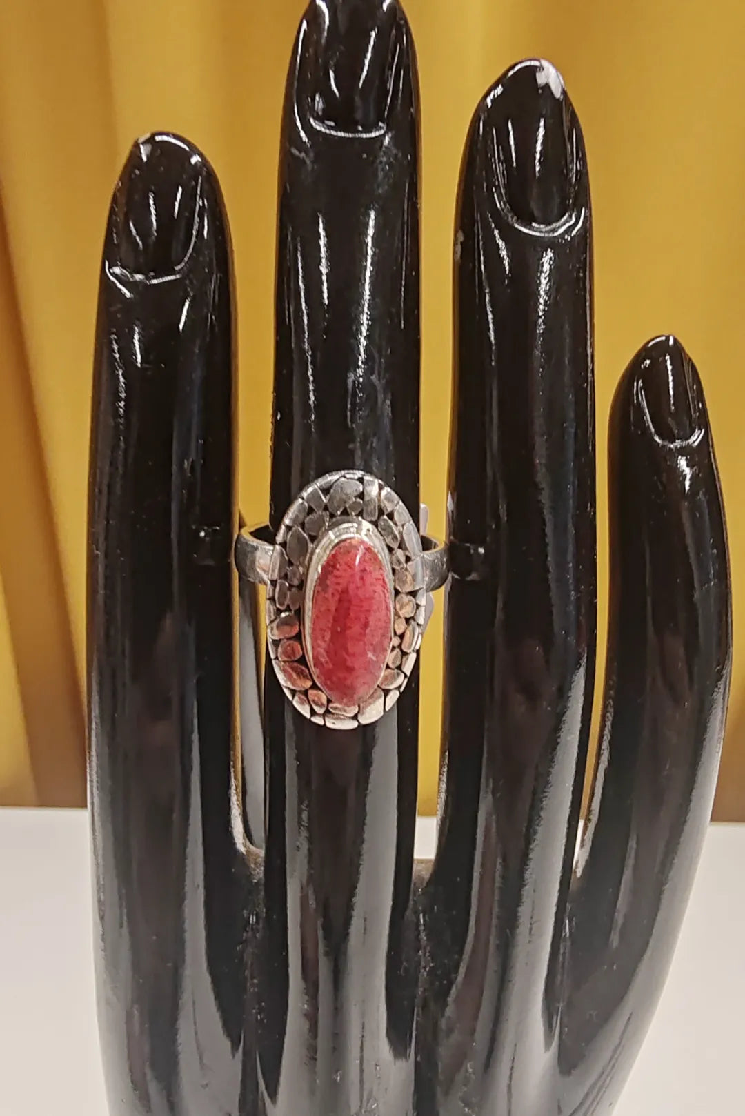 Vintage hopeasormukset