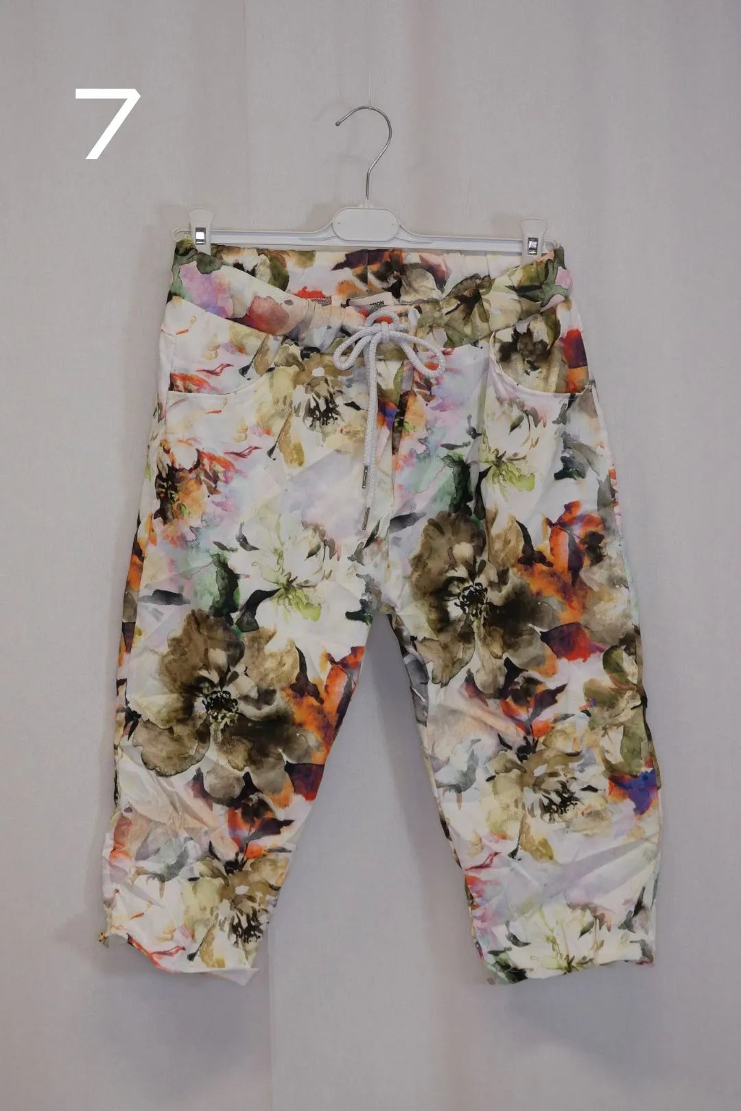Kuviolliset Shortsit/caprit Suvi 38-42