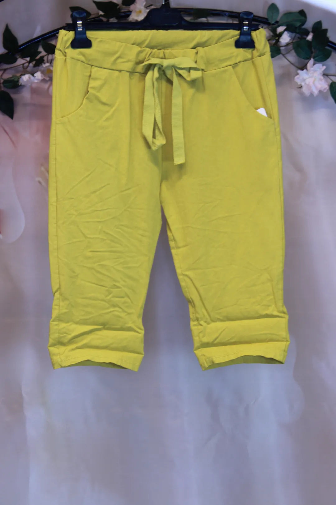 Shortsit/caprit 38-42