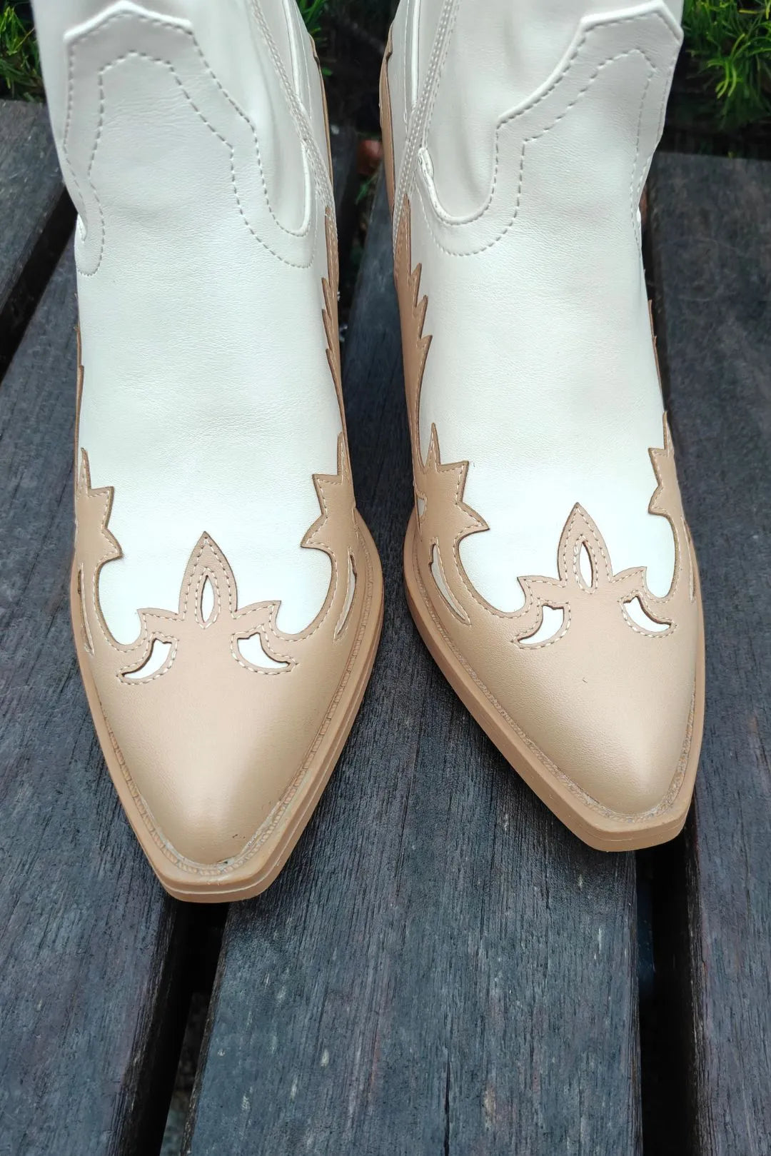 Bootsit Karita