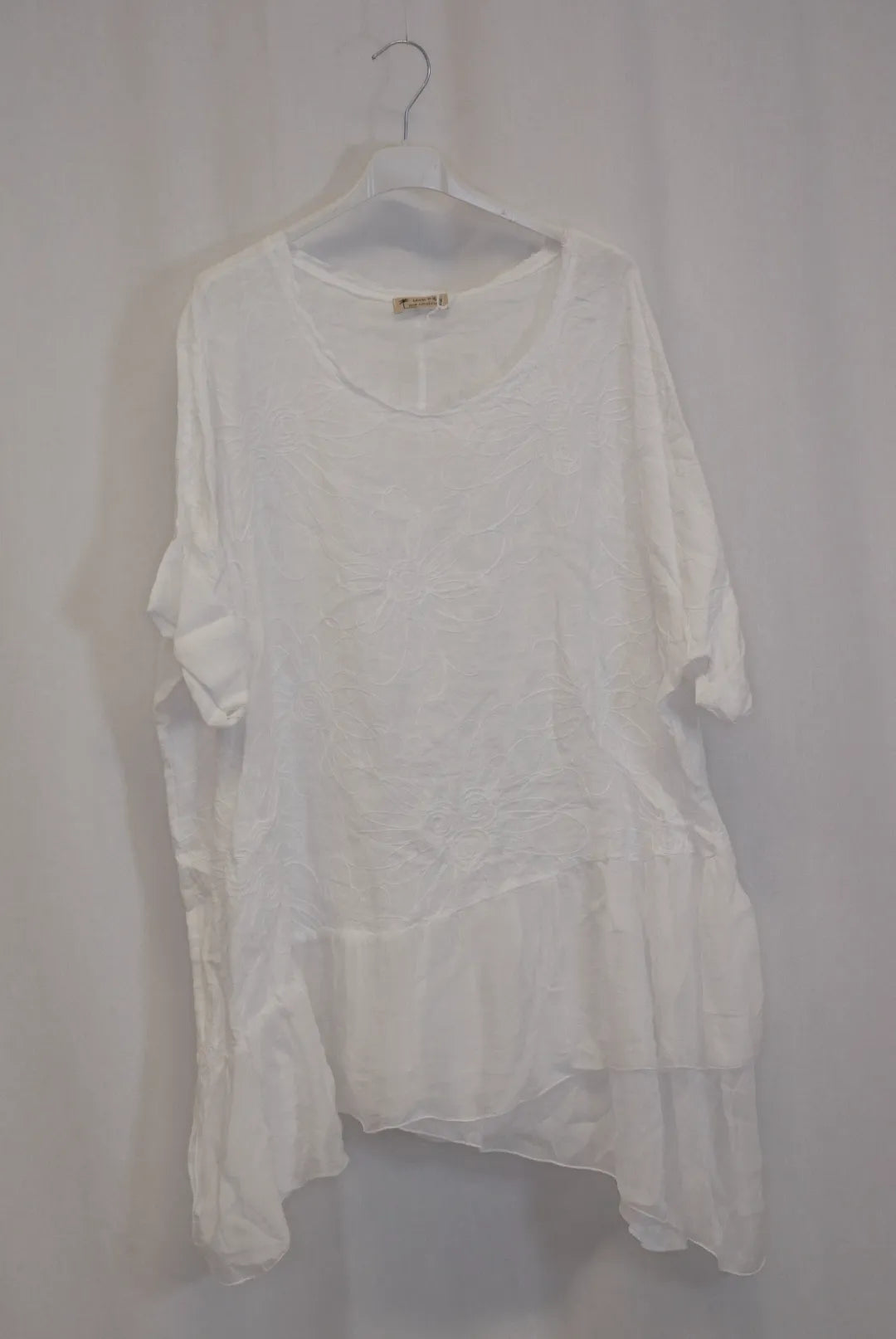 Tunika kukkakirjailulla XL/XXL Elviira