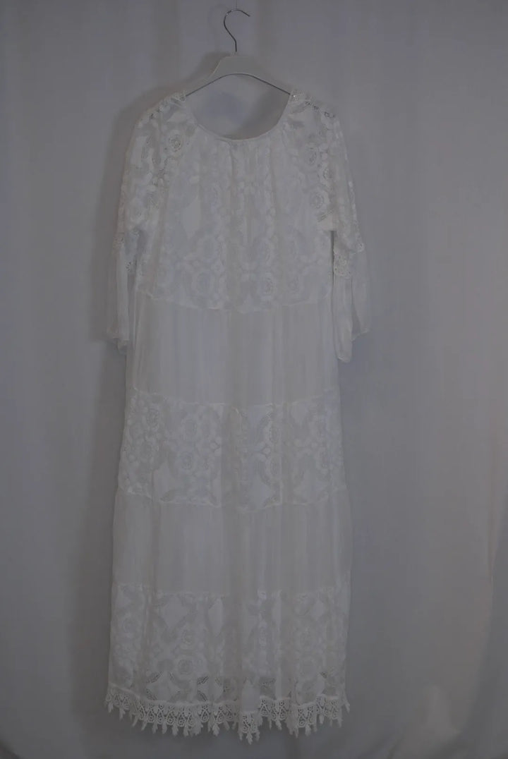 Pitkä pitsimekko L/XL