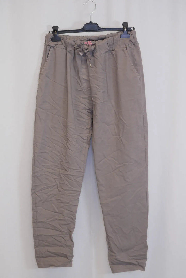Perushousut 46-50+