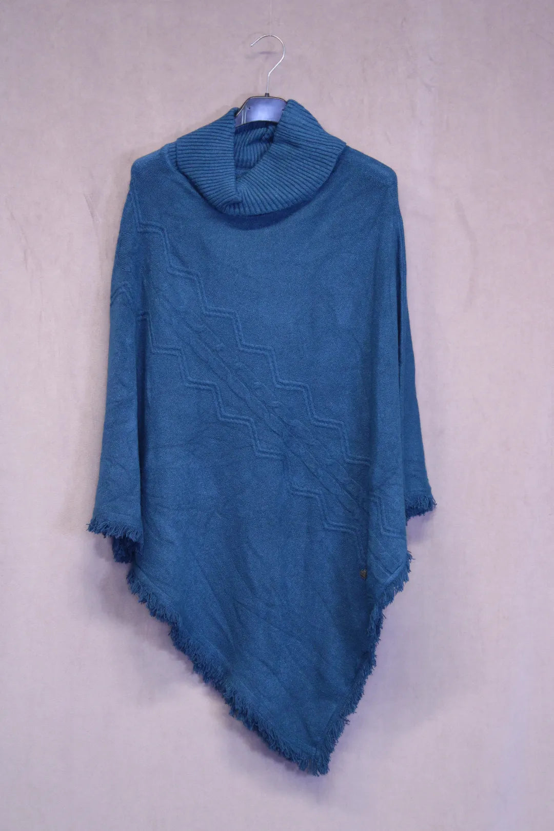 Poncho Janina